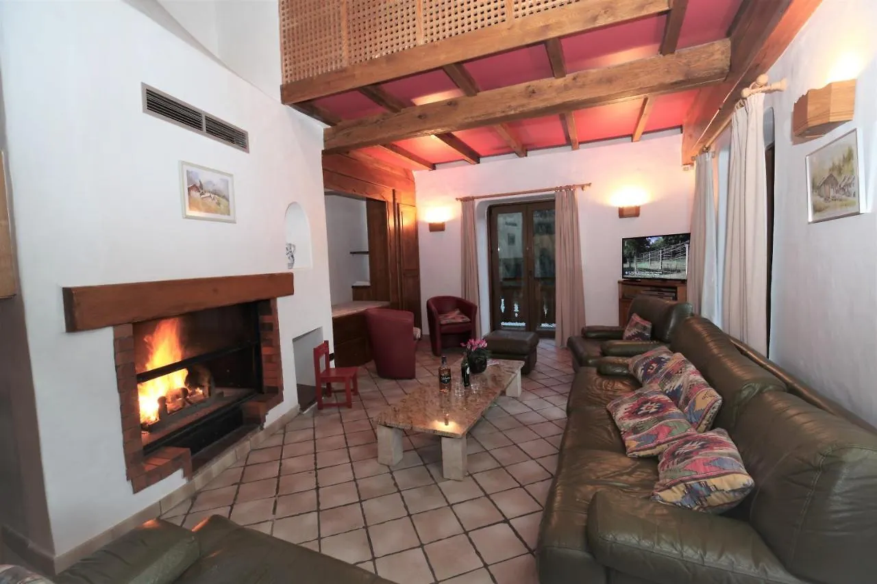 Chalet Bouquetin- Carline 10 To 13 People Villa La Plagne