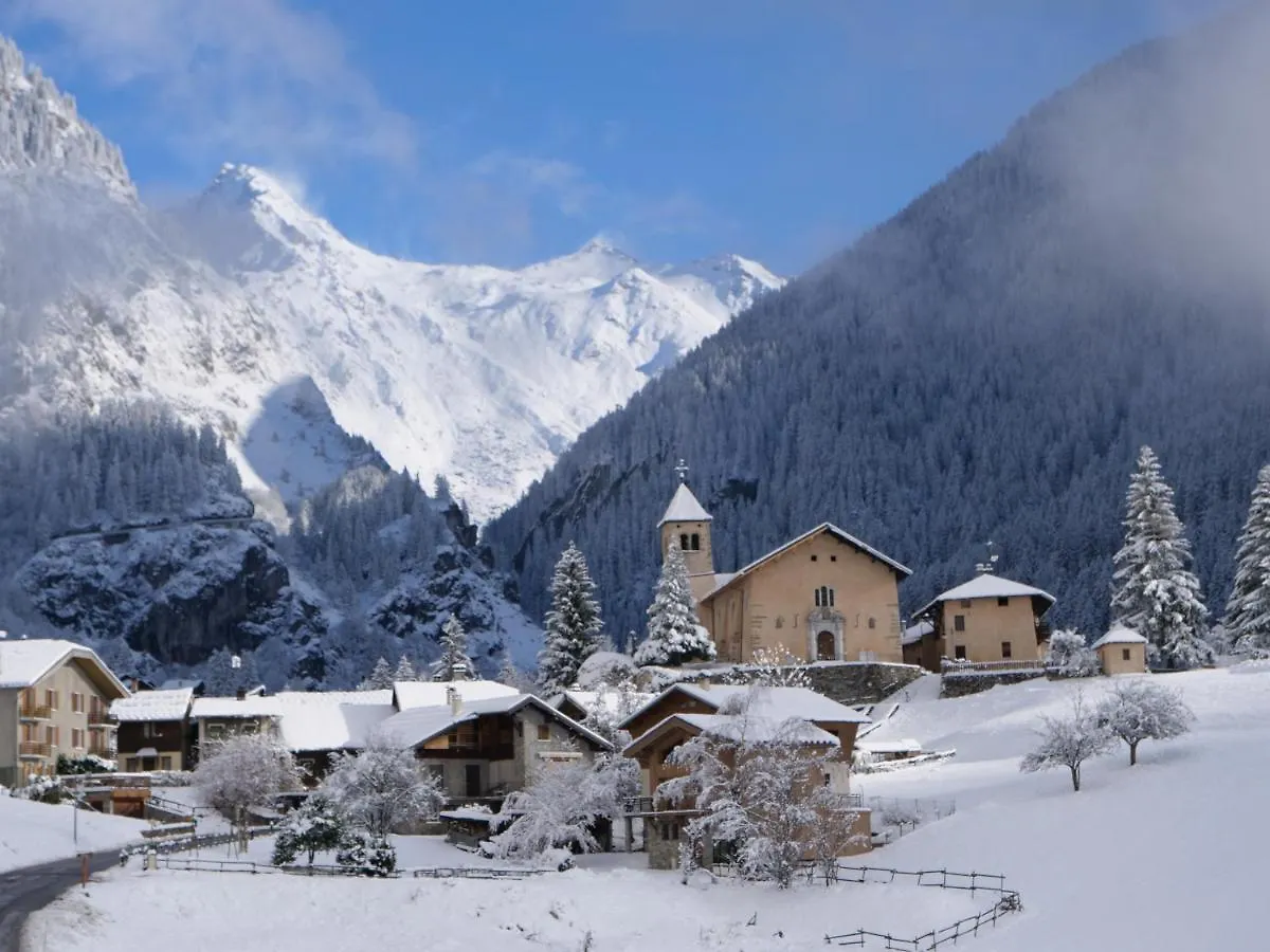 Chalet Bouquetin- Carline 10 To 13 People Villa La Plagne